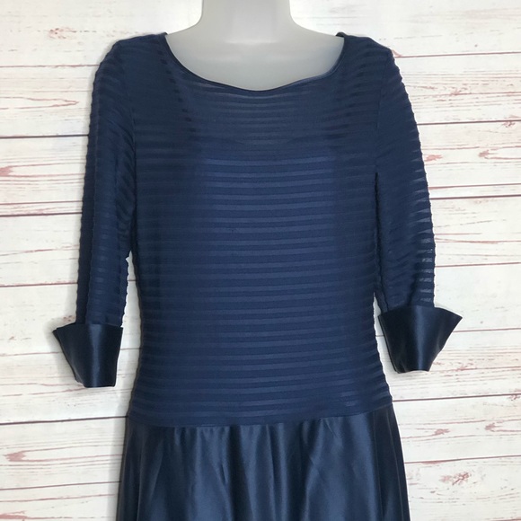 JS Collection Navy Blue Long Formal Gown Size 10 - Picture 3 of 10